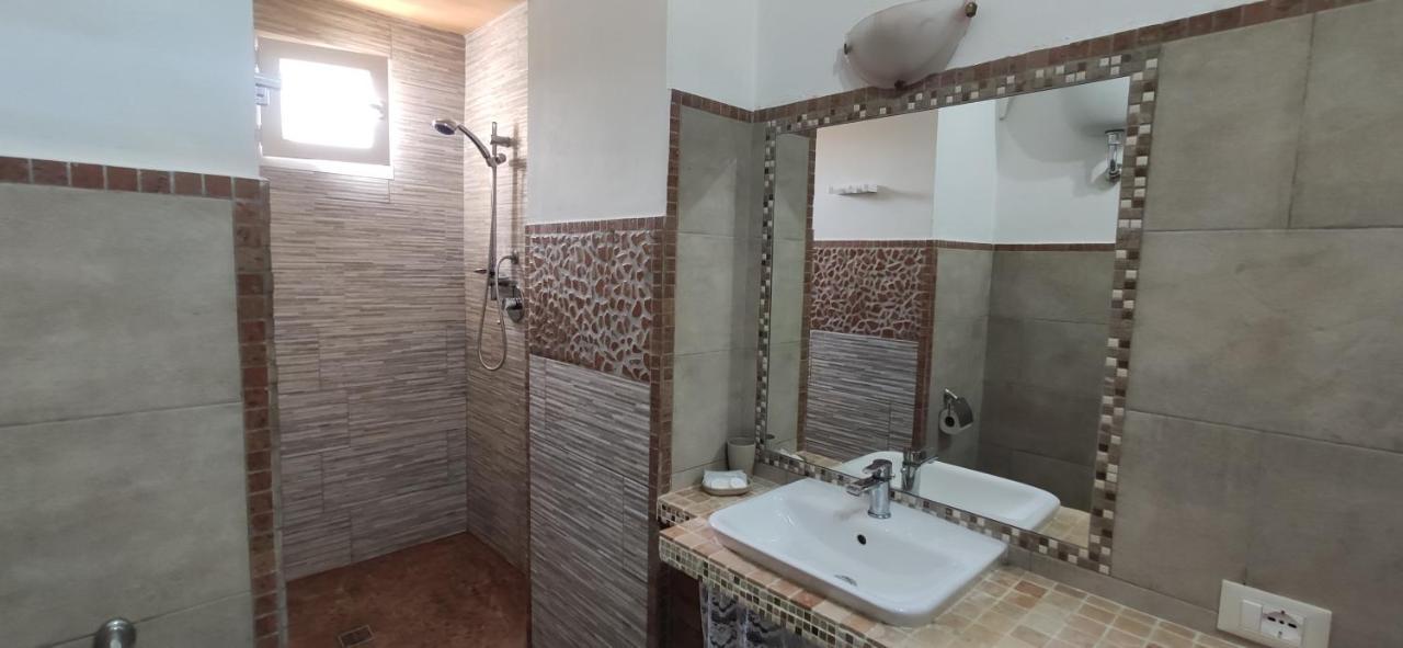 피옴비노 Casa Vicino Al Mare 빌라 외부 사진